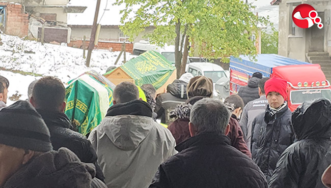 Yangında ölen minik kardeşler toprağa verildi