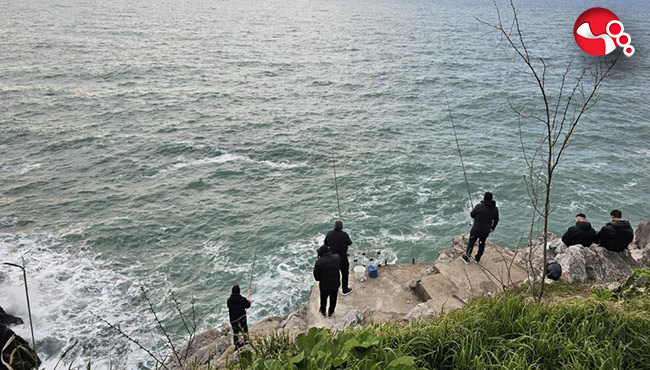 Balıkçılar hafta sonunun tadını çıkardılar