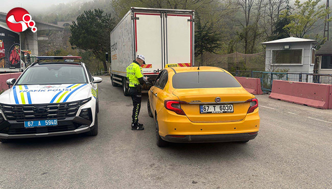 Trafik ekiplerinmden sıkı denetimler