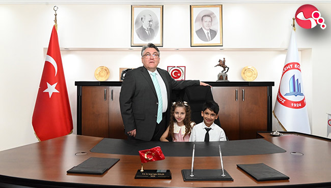 Rektör Özölçer, 23 Nisan’da makamını miniklere devretti