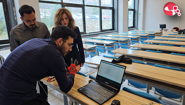 İşaret dilini bilmeyen bireylerle iletişim kolaylaştıracak