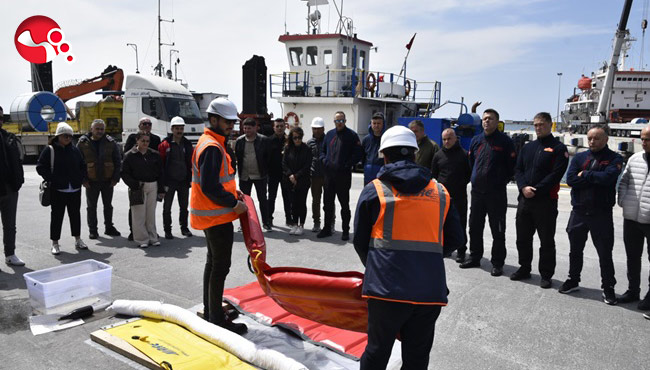 Limanda Deniz Kirliliğine Acil Müdahale Tatbikatı yapıldı...