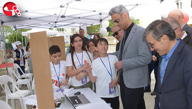 TÜBİTAK 4006 Bilim Fuarı göz doldurdu