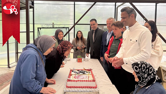 Huzurevinde renkli Anneler Günü!...