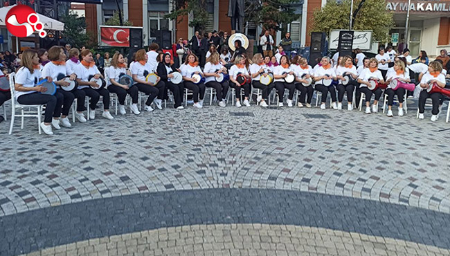 Kadınlardan darbuka şov!...