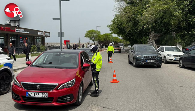 Trafik ekiplerinden sıkı denetimler