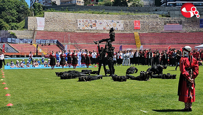 19 Mayıs Atatürk’ü Anma, Gençlik ve Spor Bayramı kutlandı