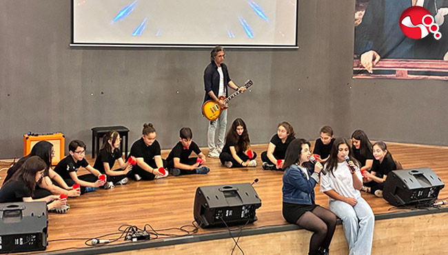 Pestilci Ortaokulu’nda yıl sonu gösterileri büyük ilgi gördü