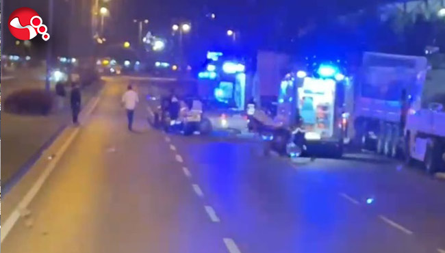 Park halindeki TIR'a çarptı