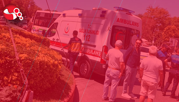 Otomobille bisiklet çarpıştı