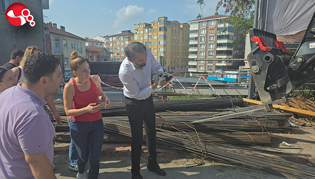 İnşaat demirlerinin arasına sıkıştı: KURTARMAK İÇİN ZAMANLA YARIŞTILAR