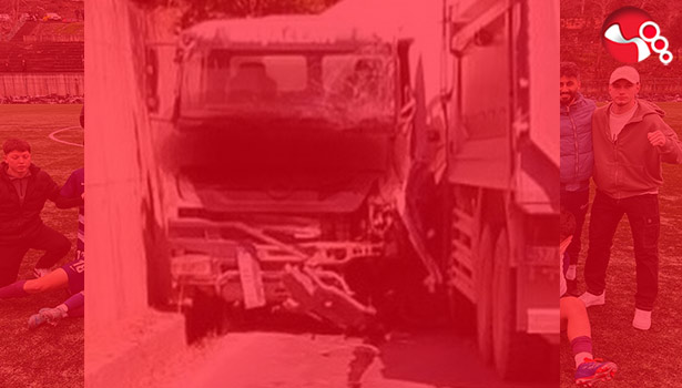 Kamyonlar çarpıştı!....