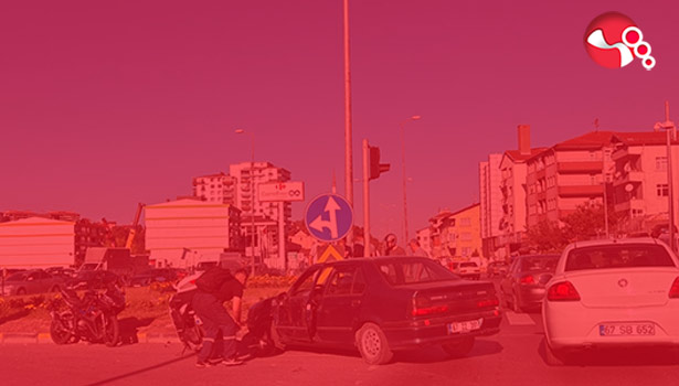 Motosikletle Otomobil çarpıştı