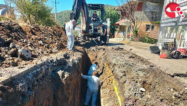 Alt yapı çalışmaları sürüyor....