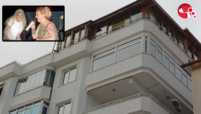 Ünlü sanatçı evinin terasından düştü!.....