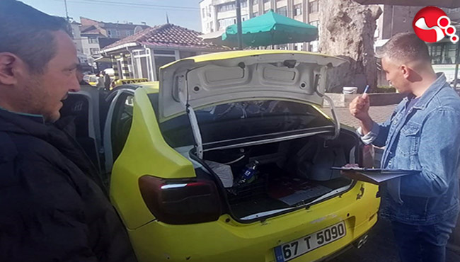 Taksiler denetleniyor