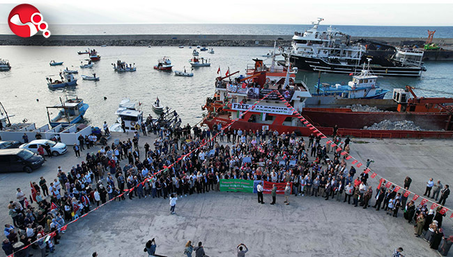 Sumud Filosu'na destek için Zonguldak'tan Karadeniz'e açıldılar