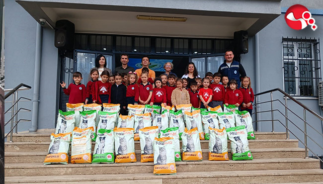 Minik kalplerden mama desteği....