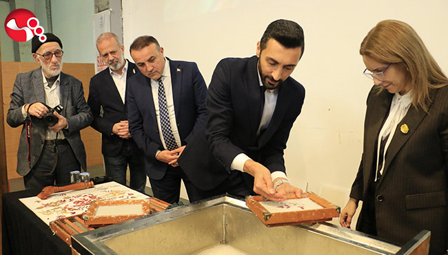 Kağıtta açan çiçekler sergisi SEKA’da açıldı