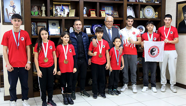 Dövüşçülerden büyük başarı.....