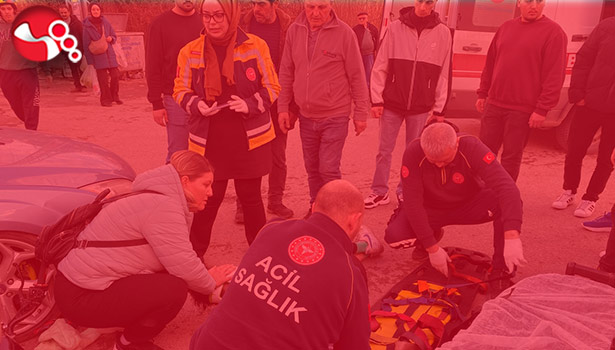 Otomobille Motosikletli çarpıştı!....