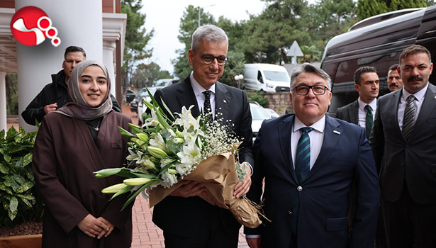 Bakan Memişoğlu BEUN'daydı....