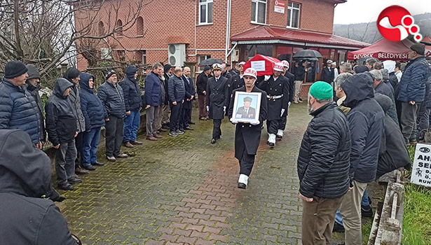 Devrekli Kıbrıs Gazisi son yolculuğuna dualarla uğurlandı