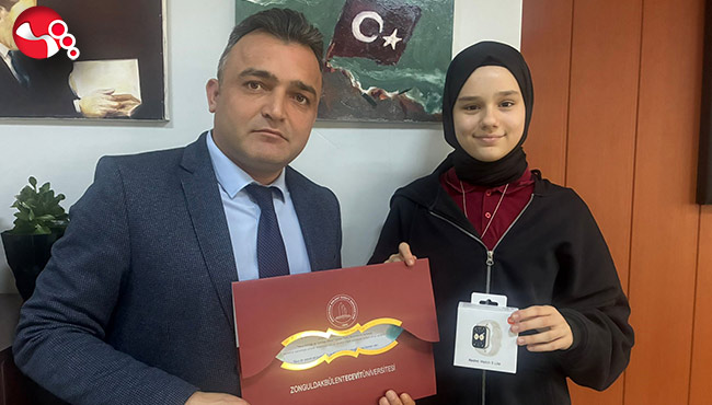 Karşıyaka Ortaokulu il birincisi oldu