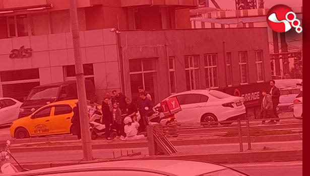 Motosikletli Otomobile çarptı