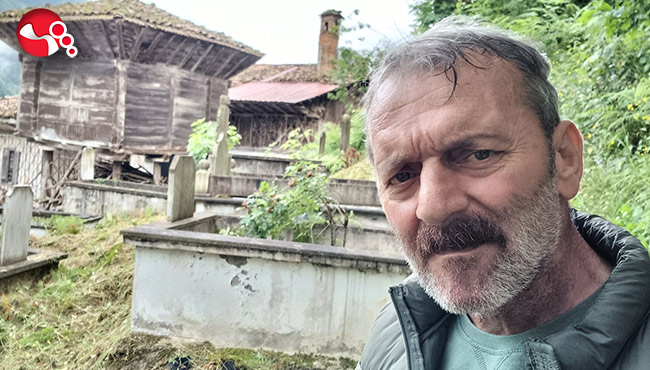 Evinde ölü bulundu