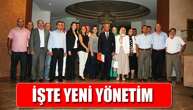 AKÇAKOCA'DA AKP YÖNETİMİNİ BELİRLEDİ