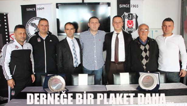 Kızılay'dan BJK Taraftarları Derneğine Teşekkür Plaketi