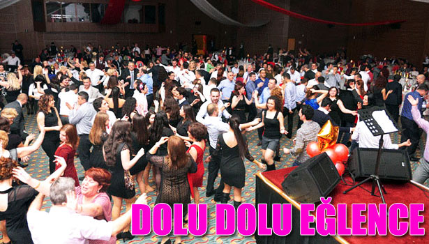 DOYASIYA EĞLENDİLER