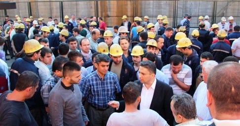 ALABAŞ: GÖZLER MADEN İŞÇİSİNİN ÜZERİNDE..