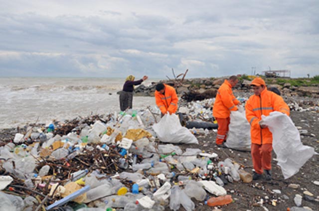 Alaplı Belediyesi iş başında...