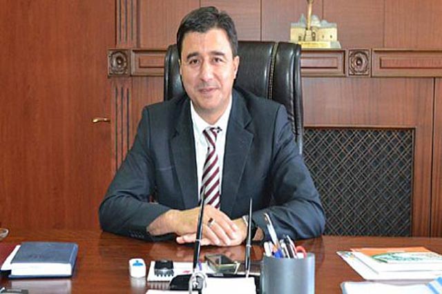 ALAPLININ YENİ KAYMAKAMI GÖREVE BAŞLADI...