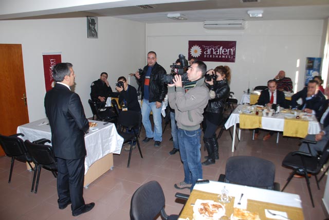 ANAFEN KENDİNİ TANITTI...