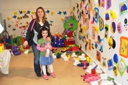 ANAOKULUNDA AÇILAN SERGİ YOĞUN İLGİ GÖRDÜ..