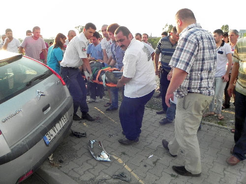 EREĞLİDE İKİ ARAÇ ÇARPIŞTI, 1 KİŞİ YARALANDI..