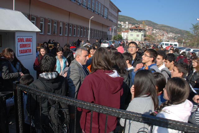 ARIZA GİDERİLDİ, PANİK SONA ERDİ...