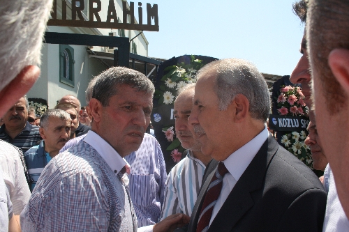 Ayla Uzun gözyaşları ile uğurlandı...