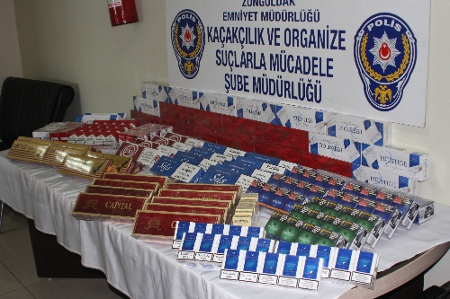 KAÇAK SİGARA SATAN 17 KİŞİ GÖZALTINA ALINDI..