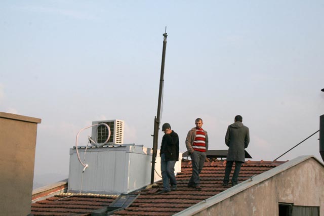 BELEDİYE BAZ İSTASYONUNU MÜHÜRLEDİ...