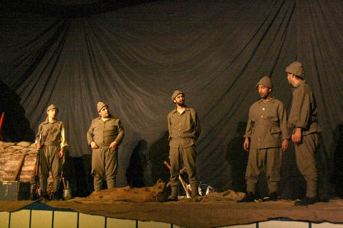 ÇANAKKALE MAHŞERİNDE KARDEŞLİK DESTANI OYUNU İLGİ GÖRDÜ..