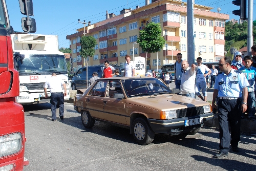 ÇARPIŞMANIN ETKİSİYLE BAYGINLIK GEÇİRDİ..