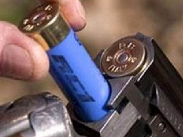 ÇAYIRLIDA İNTİHAR!