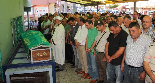 ÇELİK-2 TUTUKLUSU METİN TURAN, BABASINI TOPRAĞA VERDİ..