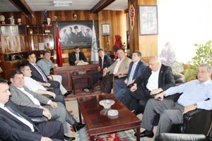 CHP HEYETİ, GMİS?İ ZİYARET ETTİ..