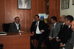 CHP MERKEZ İLÇENİN YENİ YÖNETİMİ KGDYİ ZİYARET ETTİ..