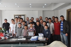 ÇİMENOĞLU, BAŞARILI GÜREŞÇİLERİ KUTLADI..